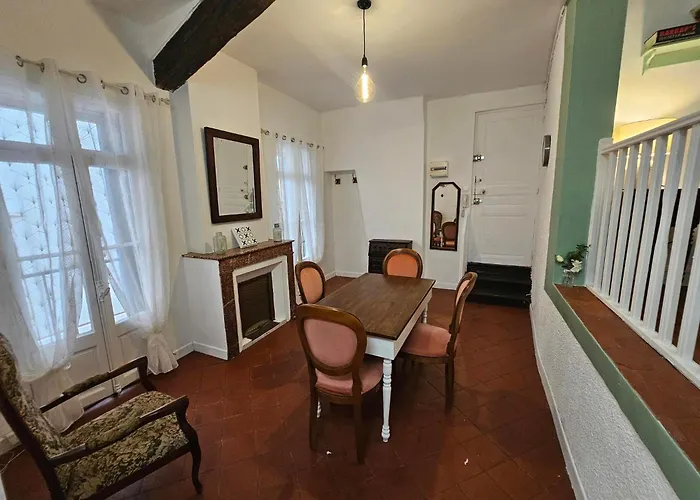 F2 Au Coeur Du Centre Perpignan